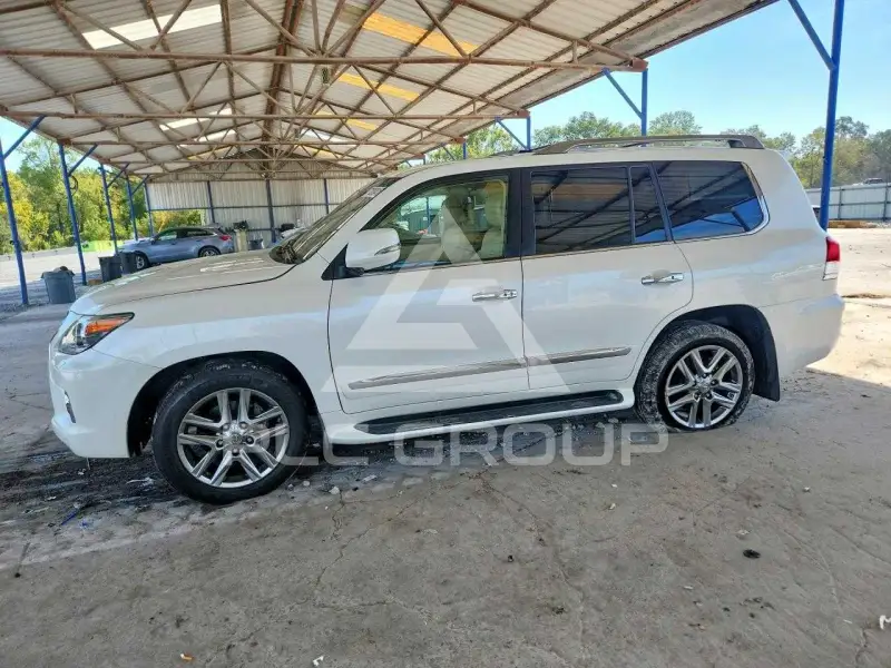 2015 Lexus LX570 фото