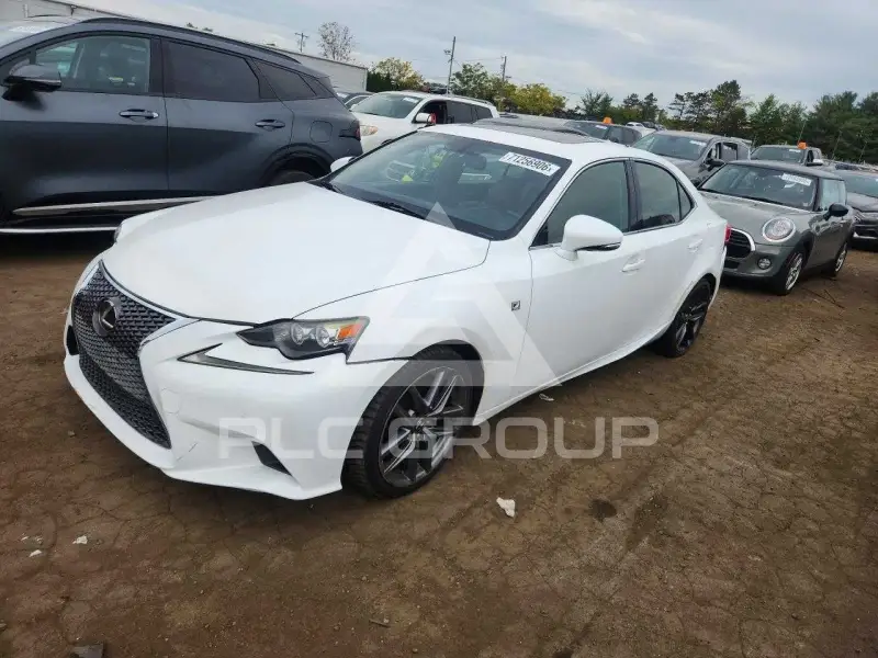 2015 Lexus IS фото
