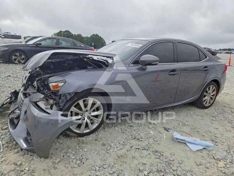 2015 Lexus IS фото