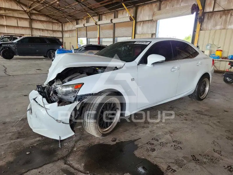 2015 Lexus IS фото