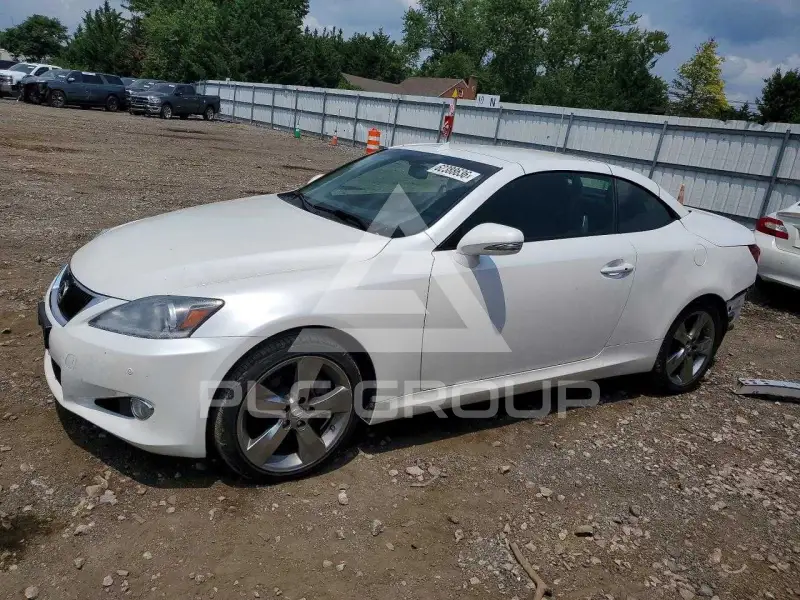 2015 Lexus IS фото