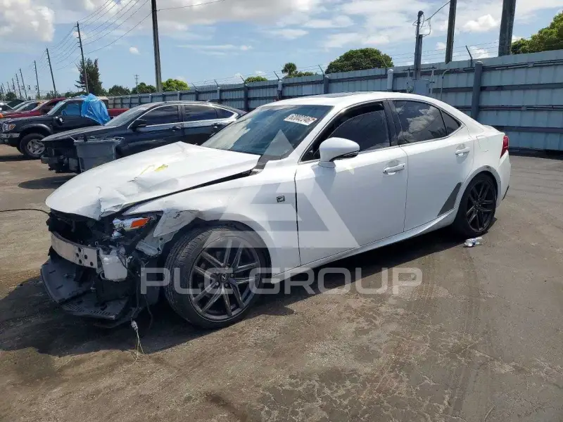 2015 Lexus IS фото