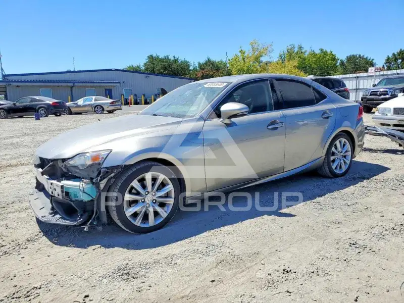 2015 Lexus IS фото