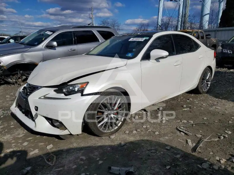 2015 Lexus IS фото