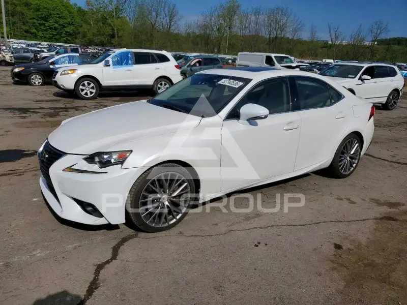 2015 Lexus IS фото