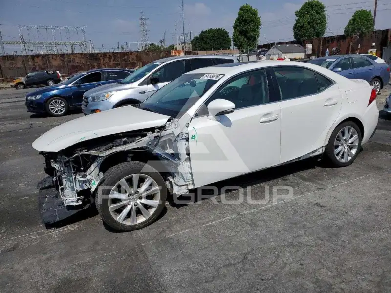 2015 Lexus IS фото