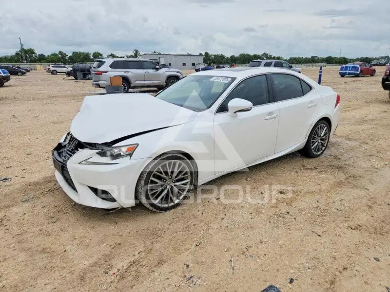 2015 Lexus IS фото