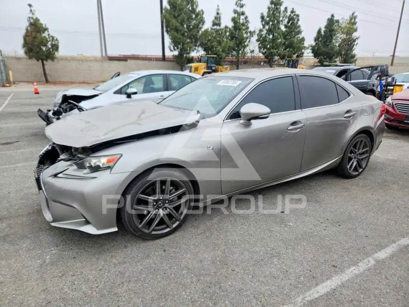 2015 Lexus IS фото