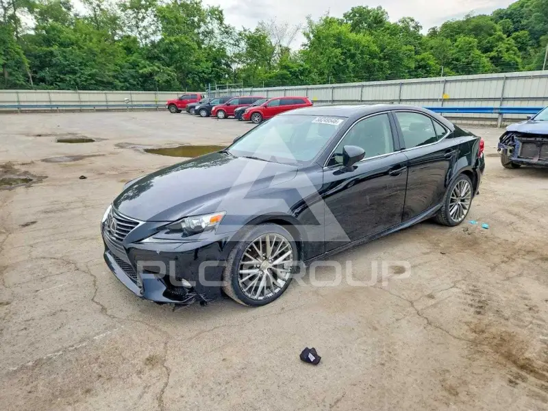 2015 Lexus IS фото