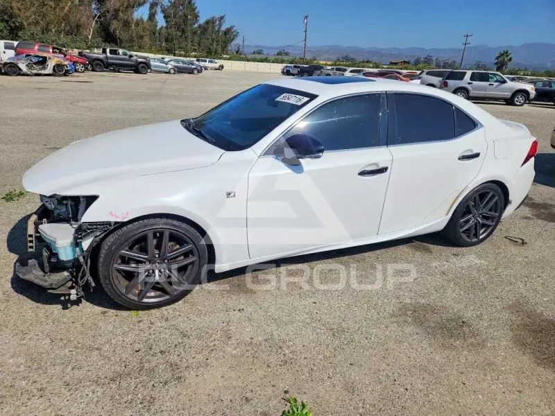2015 Lexus IS фото