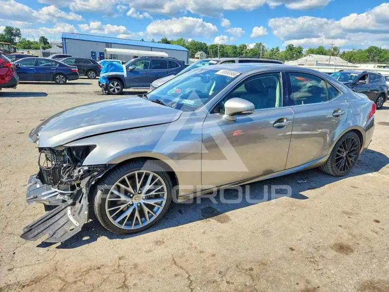 2015 Lexus IS фото