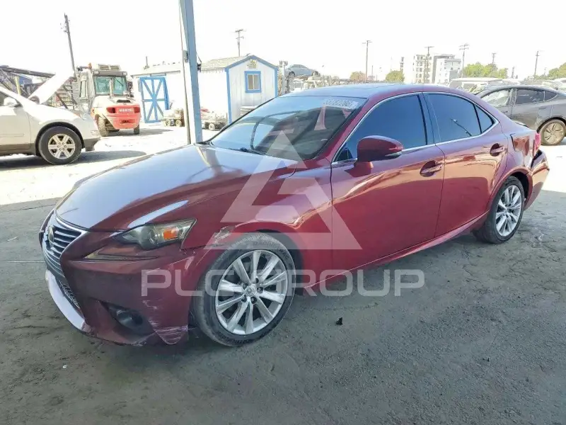 2015 Lexus IS photo