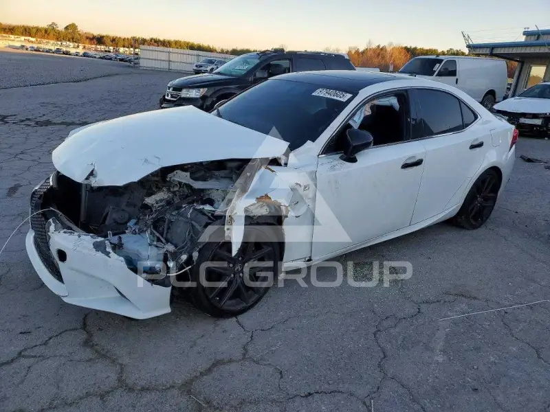 2015 Lexus IS фото
