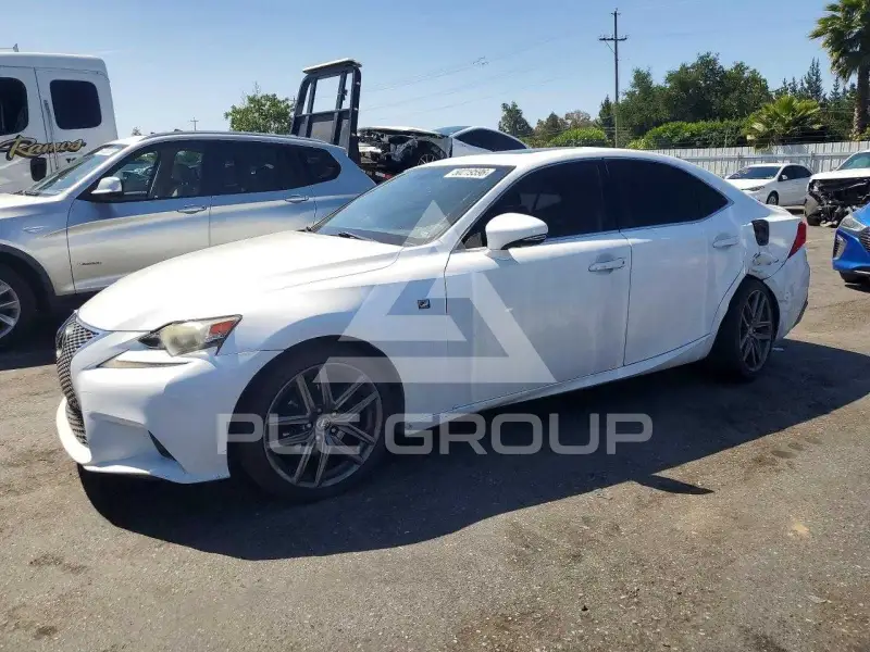 2015 Lexus IS фото