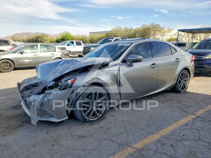 2015 Lexus IS фото