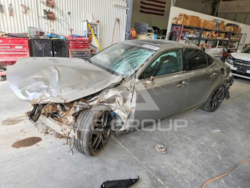 2015 Lexus IS фото