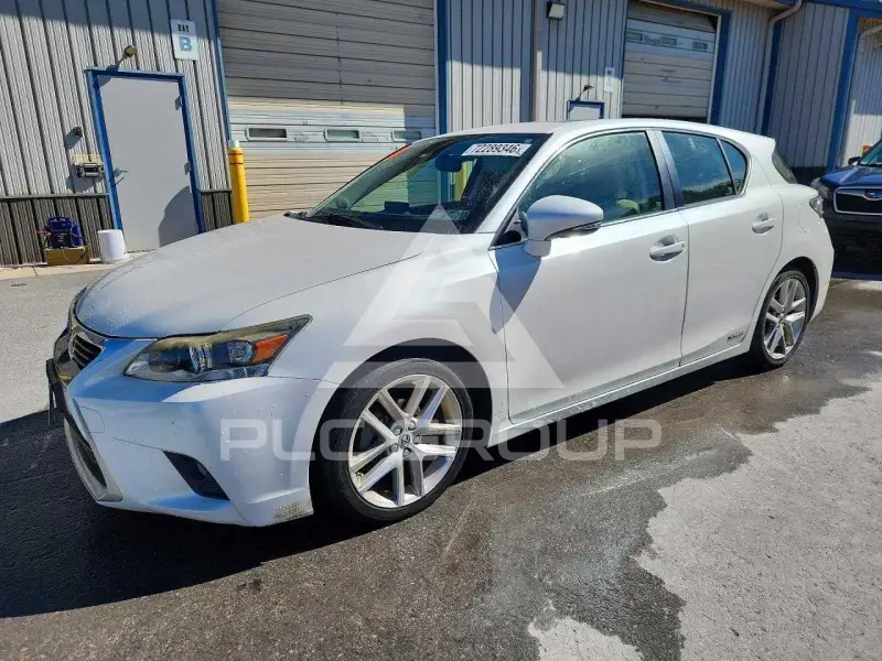 2015 Lexus CT200 фото