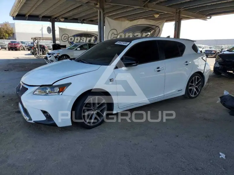 2015 Lexus CT200 фото