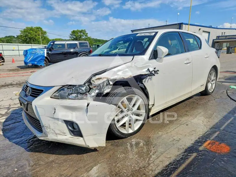 2015 Lexus CT200 фото
