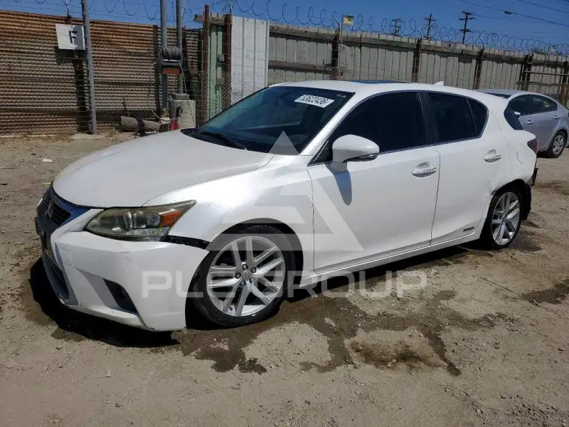 2015 Lexus CT200 photo