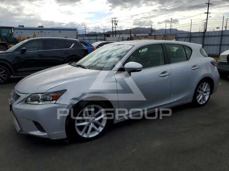 2015 Lexus CT200 фото