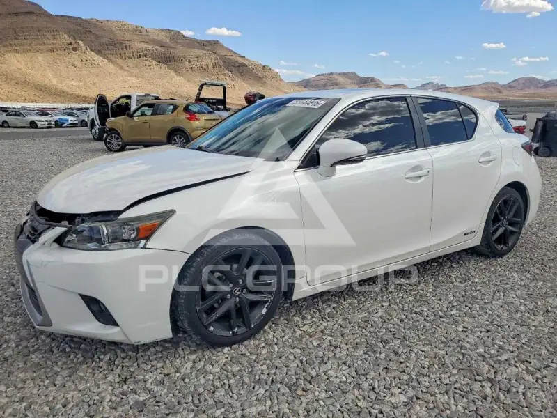 2015 Lexus CT200 фото