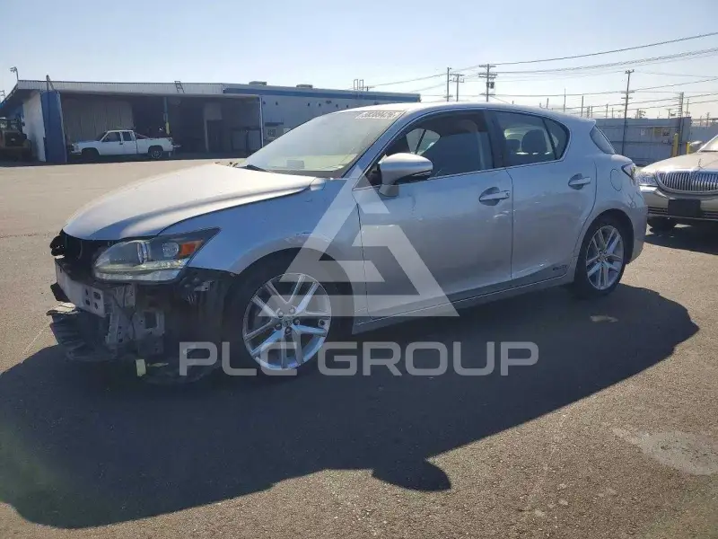 2015 Lexus CT200 photo