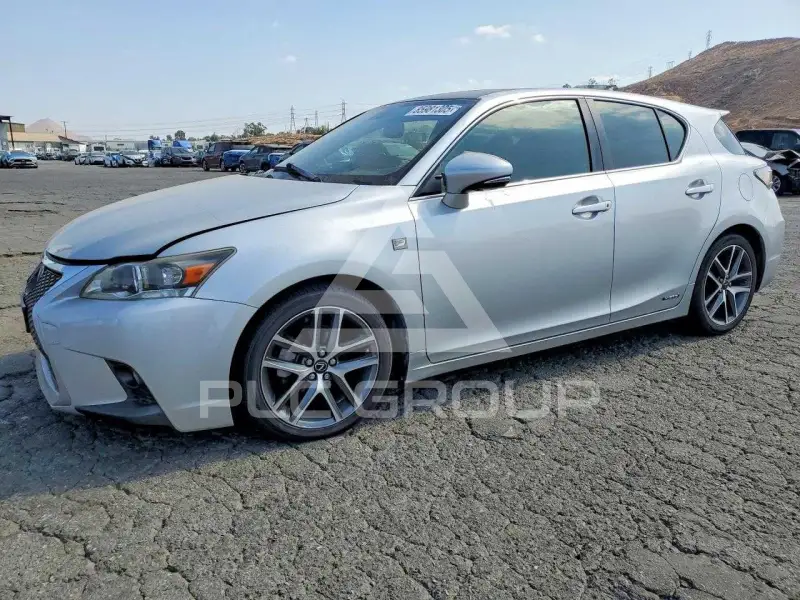 2015 Lexus CT200 фото