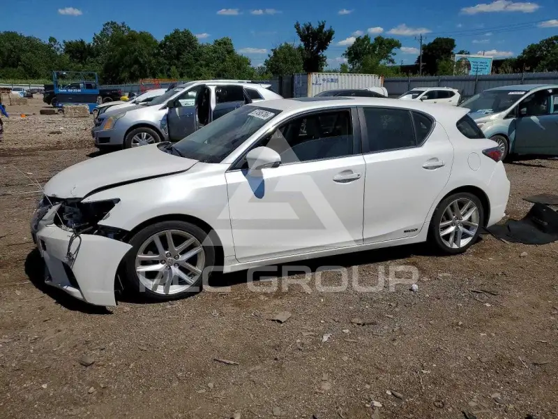 2015 Lexus CT200 фото