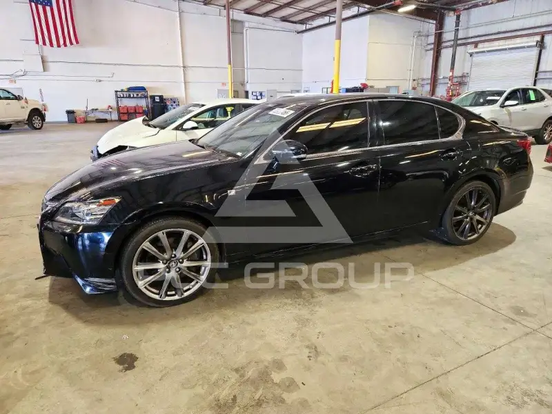 2015 Lexus GS350 photo