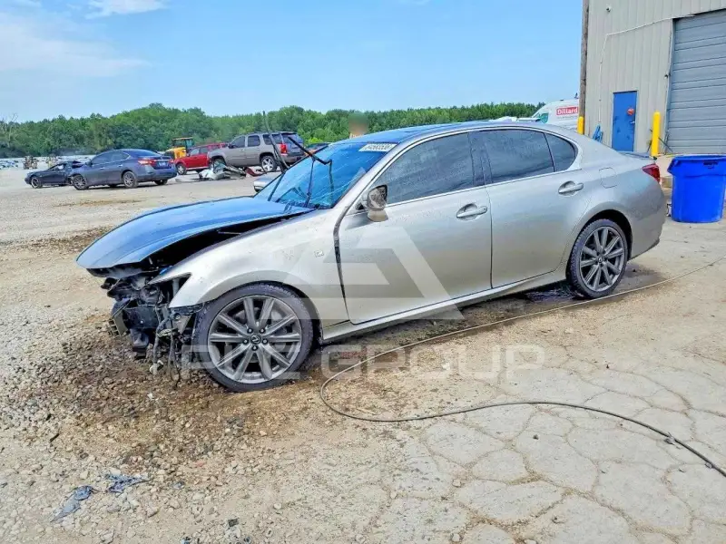 2015 Lexus GS350 photo