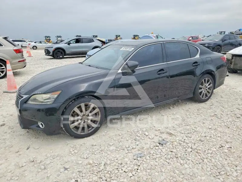 2015 Lexus GS350 photo
