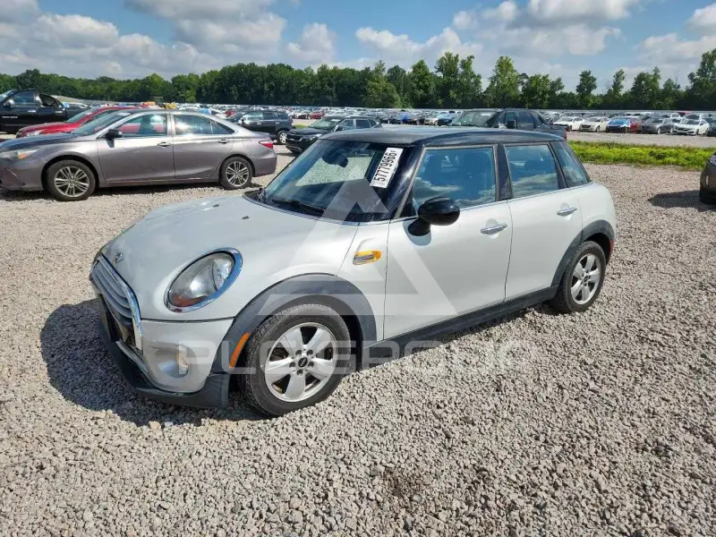 2015 Mini COOPER photo