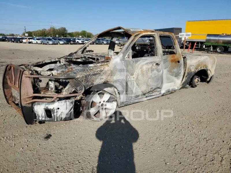 2015 RAM 1500 photo