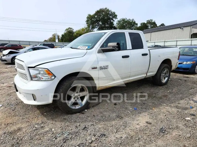 2015 RAM 1500 фото