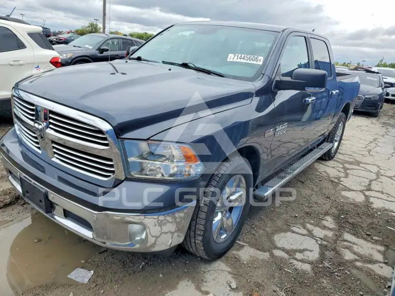 2015 RAM 1500 фото