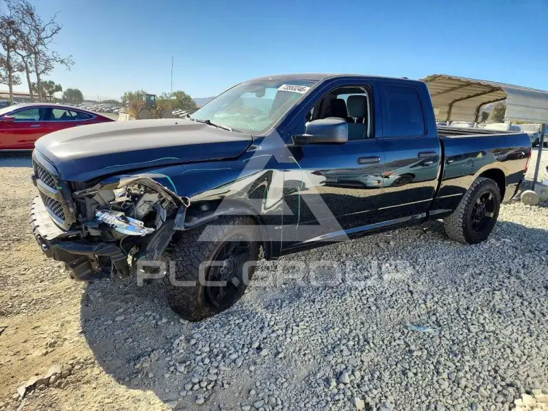 2015 RAM 1500 photo