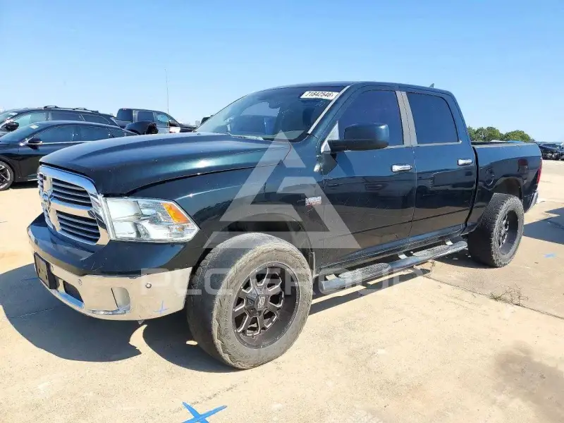 2015 RAM 1500 фото