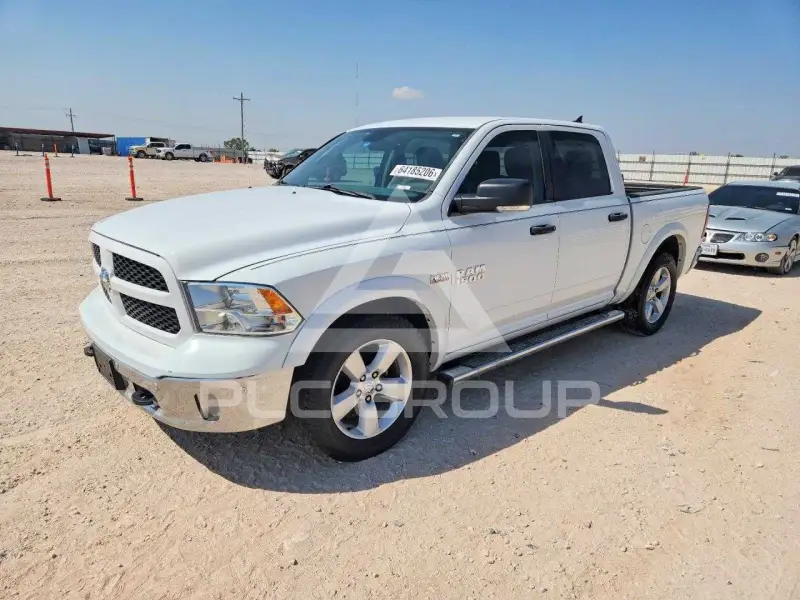 2015 RAM 1500 фото