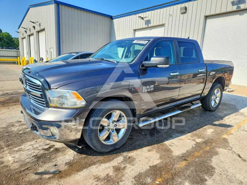 2015 RAM 1500 фото