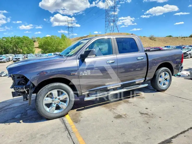 2015 RAM 1500 фото