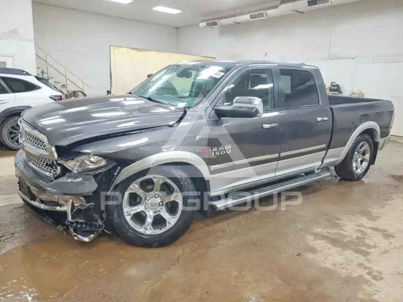 2015 RAM 1500 фото