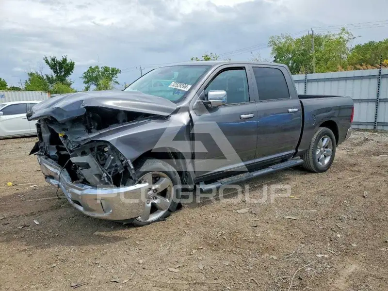 2015 RAM 1500 фото