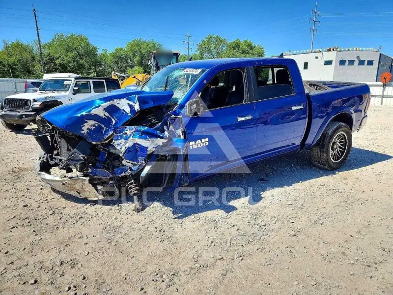 2015 RAM 1500 фото