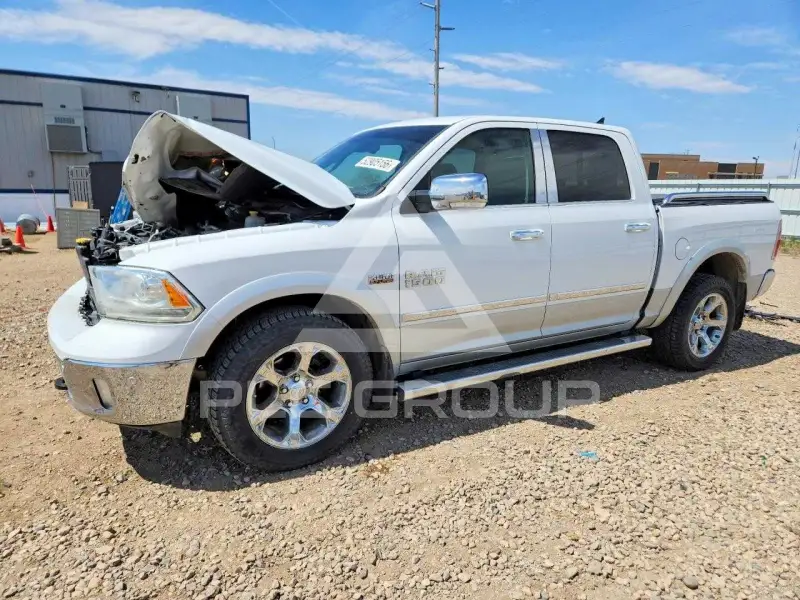 2015 RAM 1500 photo