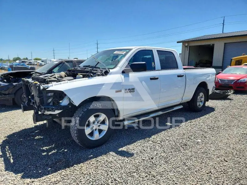 2015 RAM 1500 фото