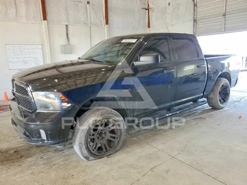 2015 RAM 1500 photo