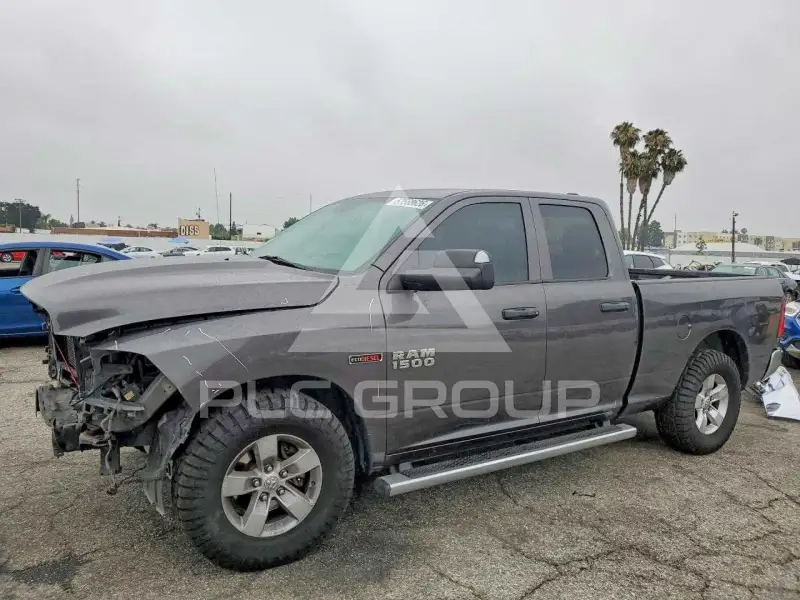 2015 RAM 1500 фото