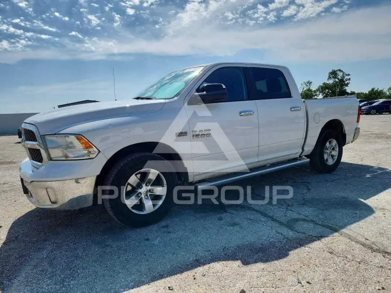 2015 RAM 1500 фото