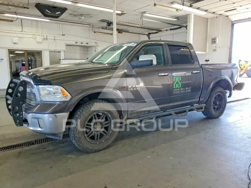 2015 RAM 1500 photo